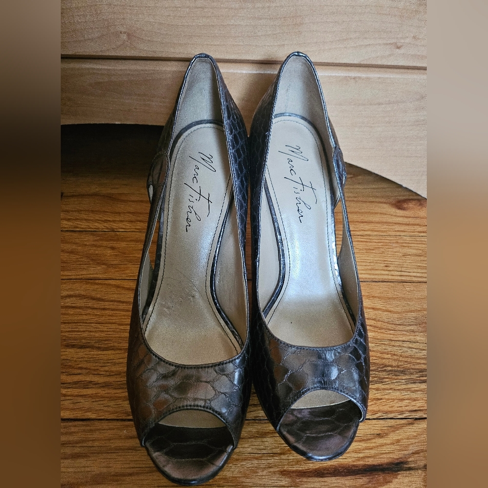 Marc Fischer Faux Snake Print Stilettos size 7.5m
